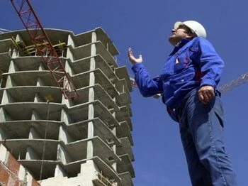 Фундаменты строящегося комплекса зданий